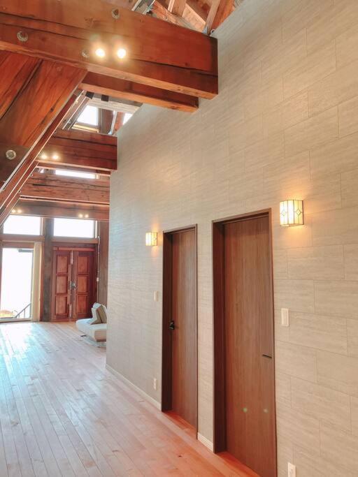 日本の松を贅沢に使った特別感のある別荘 Lemon Holiday home *