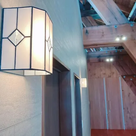 日本の松を贅沢に使った特別感のある別荘 Lemon Villa Fukuoka  Exterior photo